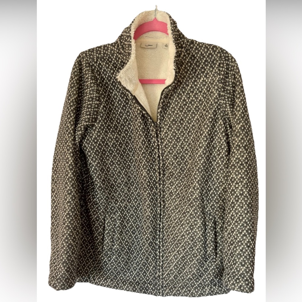 L.L. Bean Women's Grey and White fleece lined knit Jacket LARGE